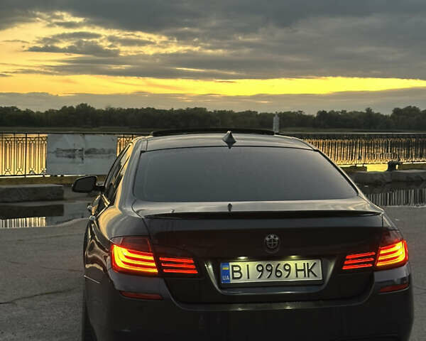 Серый БМВ 5 Серия, объемом двигателя 3 л и пробегом 285 тыс. км за 22500 $, фото 13 на Automoto.ua