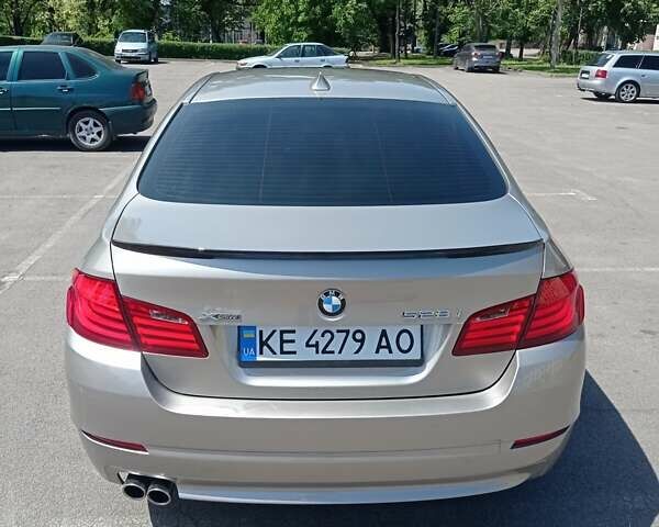 Серый БМВ 5 Серия, объемом двигателя 2 л и пробегом 159 тыс. км за 16000 $, фото 30 на Automoto.ua