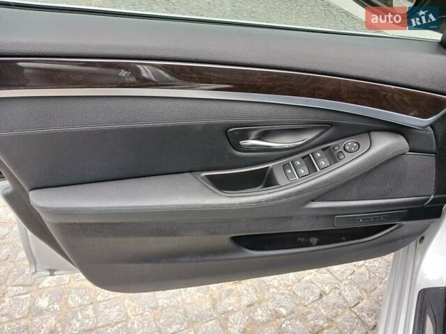 Серый БМВ 5 Серия, объемом двигателя 3 л и пробегом 161 тыс. км за 19900 $, фото 1 на Automoto.ua