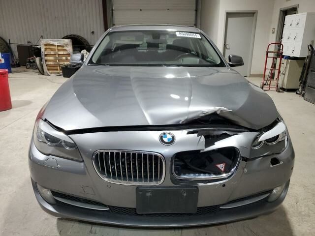 Серый БМВ 5 Серия, объемом двигателя 2 л и пробегом 280 тыс. км за 9000 $, фото 1 на Automoto.ua