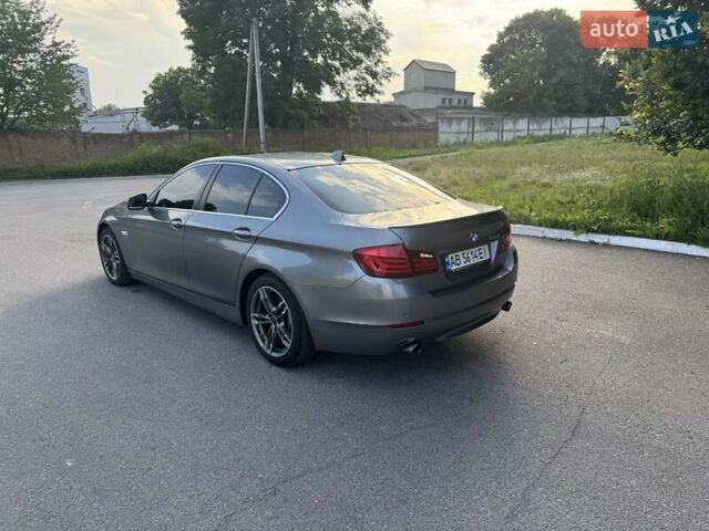 Серый БМВ 5 Серия, объемом двигателя 2.98 л и пробегом 284 тыс. км за 17000 $, фото 6 на Automoto.ua
