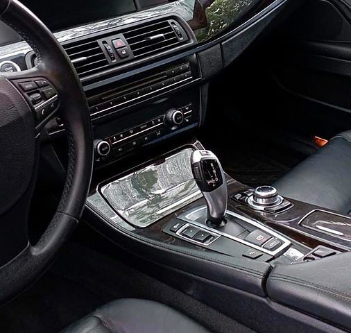 Сірий БМВ 5 Серія, об'ємом двигуна 2 л та пробігом 223 тис. км за 13000 $, фото 1 на Automoto.ua