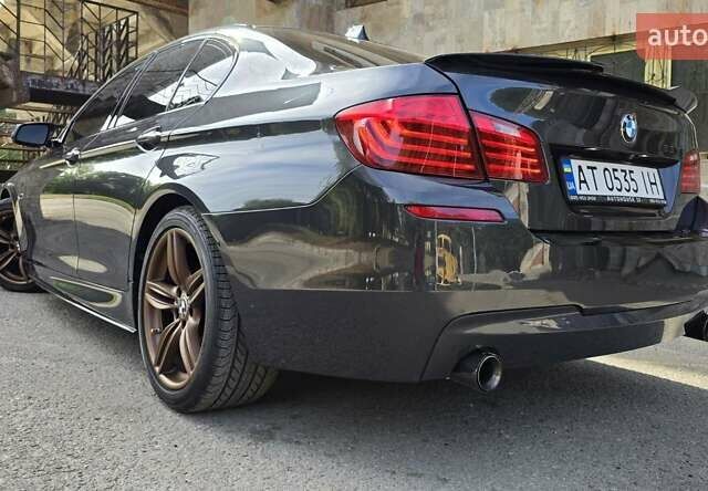 Серый БМВ 5 Серия, объемом двигателя 2.98 л и пробегом 145 тыс. км за 19000 $, фото 3 на Automoto.ua