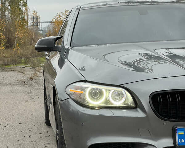 Сірий БМВ 5 Серія, об'ємом двигуна 2.98 л та пробігом 196 тис. км за 15300 $, фото 7 на Automoto.ua