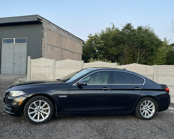 Серый БМВ 5 Серия, объемом двигателя 2.99 л и пробегом 172 тыс. км за 23000 $, фото 3 на Automoto.ua