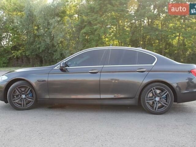 Серый БМВ 5 Серия, объемом двигателя 2 л и пробегом 175 тыс. км за 13350 $, фото 5 на Automoto.ua