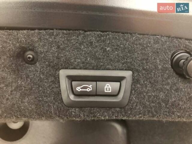 Серый БМВ 5 Серия, объемом двигателя 2 л и пробегом 185 тыс. км за 18900 $, фото 13 на Automoto.ua