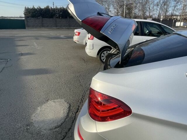 Серый БМВ 5 Серия, объемом двигателя 3 л и пробегом 204 тыс. км за 12000 $, фото 6 на Automoto.ua