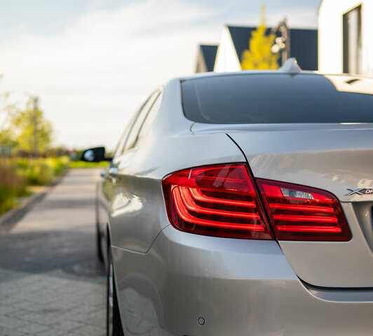 Сірий БМВ 5 Серія, об'ємом двигуна 2 л та пробігом 64 тис. км за 17600 $, фото 29 на Automoto.ua