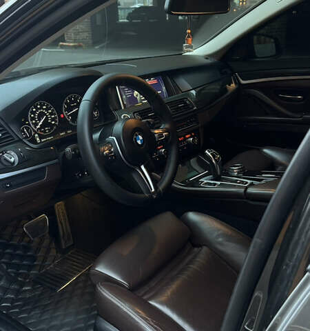 Серый БМВ 5 Серия, объемом двигателя 2.98 л и пробегом 198 тыс. км за 19500 $, фото 25 на Automoto.ua