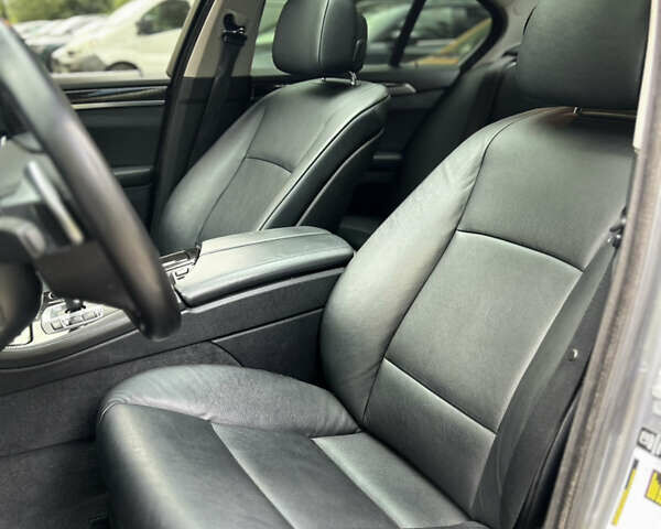 Серый БМВ 5 Серия, объемом двигателя 2.8 л и пробегом 122 тыс. км за 17600 $, фото 10 на Automoto.ua