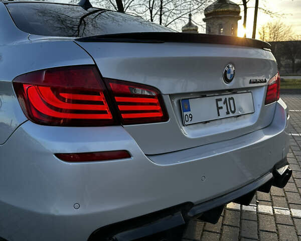 Серый БМВ 5 Серия, объемом двигателя 2.98 л и пробегом 246 тыс. км за 15499 $, фото 33 на Automoto.ua