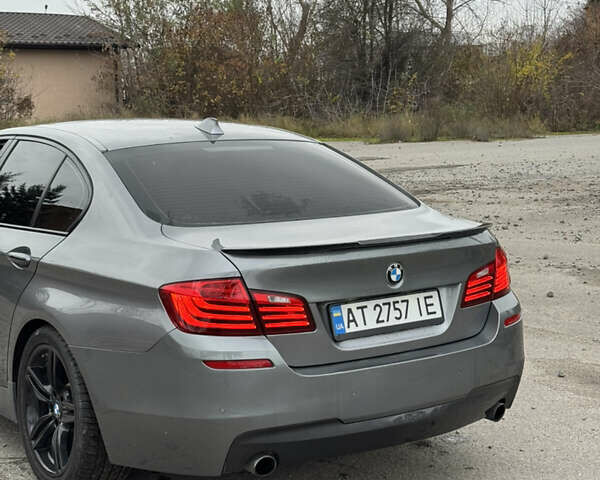 Серый БМВ 5 Серия, объемом двигателя 2.98 л и пробегом 196 тыс. км за 15300 $, фото 4 на Automoto.ua