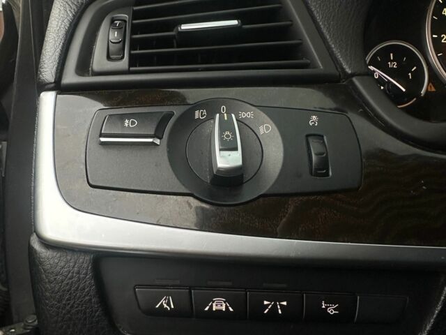 Серый БМВ 5 Серия, объемом двигателя 2 л и пробегом 253 тыс. км за 12500 $, фото 12 на Automoto.ua