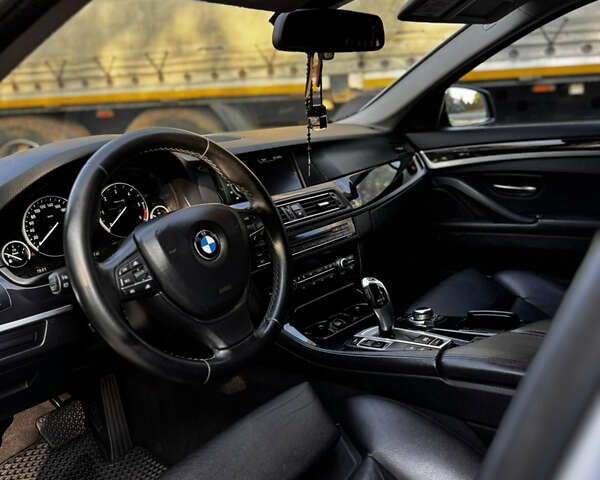 Сірий БМВ 5 Серія, об'ємом двигуна 3 л та пробігом 270 тис. км за 19800 $, фото 9 на Automoto.ua