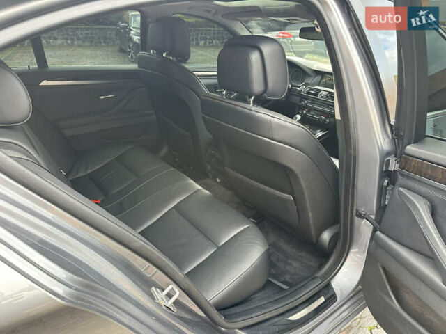 Серый БМВ 5 Серия, объемом двигателя 2 л и пробегом 148 тыс. км за 12500 $, фото 11 на Automoto.ua