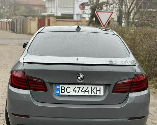 Серый БМВ 5 Серия, объемом двигателя 2 л и пробегом 280 тыс. км за 11900 $, фото 4 на Automoto.ua