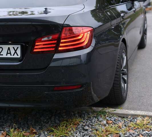 БМВ 5 Серия 2014 в Днепре (Днепропетровске) на Automoto.ua Серый БМВ 5 Серия, объемом двигателя 2.99 л и пробегом 179 тыс. км за 22500 $, фото 4 на Automoto.ua