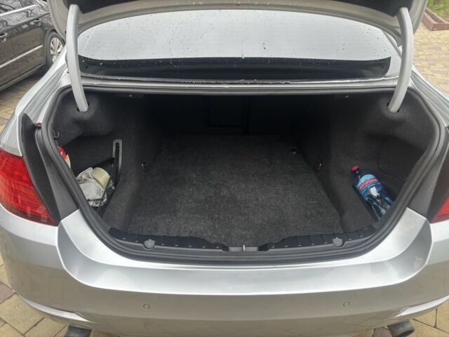 Серый БМВ 5 Серия, объемом двигателя 3 л и пробегом 169 тыс. км за 17300 $, фото 11 на Automoto.ua