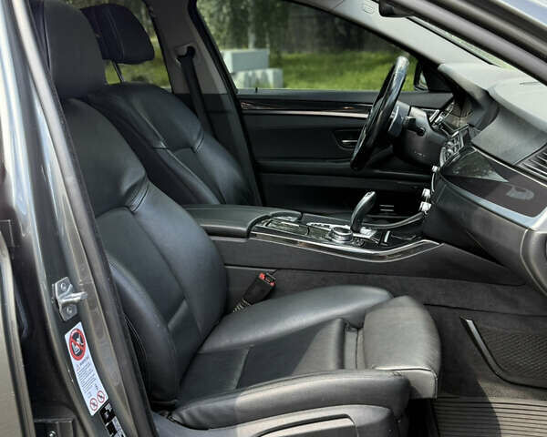 Серый БМВ 5 Серия, объемом двигателя 2 л и пробегом 236 тыс. км за 18700 $, фото 37 на Automoto.ua