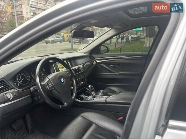 Серый БМВ 5 Серия, объемом двигателя 2.98 л и пробегом 247 тыс. км за 13800 $, фото 6 на Automoto.ua