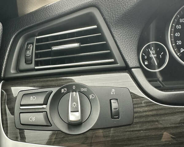 Серый БМВ 5 Серия, объемом двигателя 2 л и пробегом 295 тыс. км за 17200 $, фото 25 на Automoto.ua