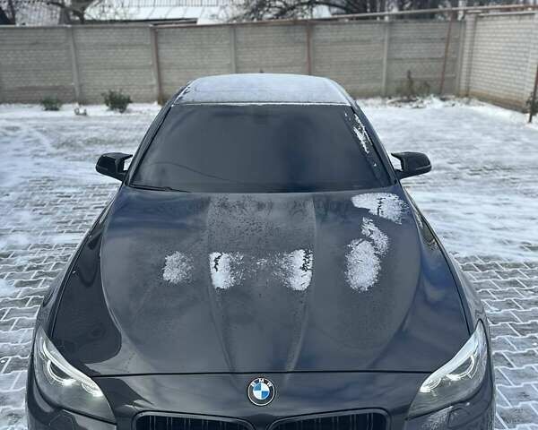 Серый БМВ 5 Серия, объемом двигателя 2 л и пробегом 208 тыс. км за 15000 $, фото 6 на Automoto.ua