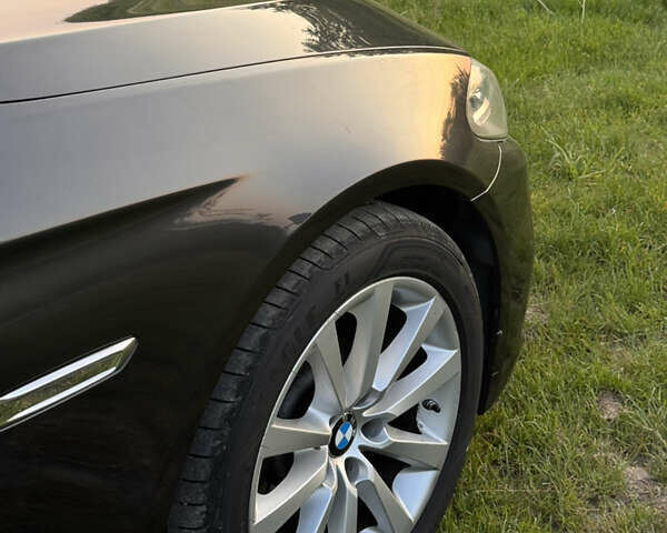 Сірий БМВ 5 Серія, об'ємом двигуна 2 л та пробігом 210 тис. км за 18000 $, фото 42 на Automoto.ua