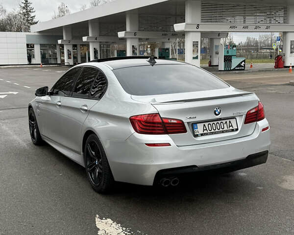 Серый БМВ 5 Серия, объемом двигателя 2.99 л и пробегом 222 тыс. км за 20000 $, фото 5 на Automoto.ua