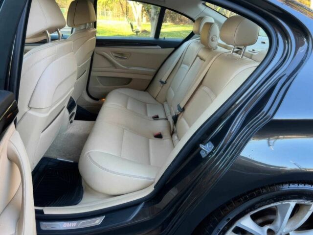 Сірий БМВ 5 Серія, об'ємом двигуна 3 л та пробігом 82 тис. км за 14500 $, фото 11 на Automoto.ua