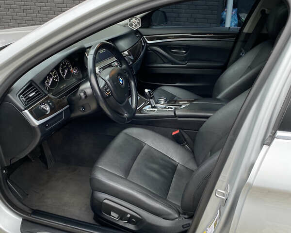 Серый БМВ 5 Серия, объемом двигателя 2.98 л и пробегом 169 тыс. км за 17100 $, фото 17 на Automoto.ua