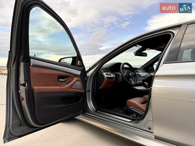 Сірий БМВ 5 Серія, об'ємом двигуна 3 л та пробігом 180 тис. км за 26900 $, фото 30 на Automoto.ua