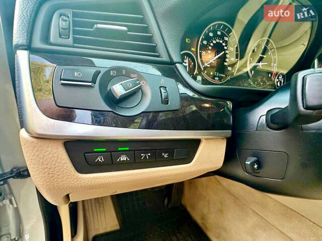 БМВ 5 Серия 2014 в Киеве на Automoto.ua Серый БМВ 5 Серия, объемом двигателя 3 л и пробегом 258 тыс. км за 16555 $, фото 12 на Automoto.ua