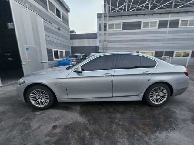 Серый БМВ 5 Серия, объемом двигателя 2 л и пробегом 179 тыс. км за 14300 $, фото 2 на Automoto.ua