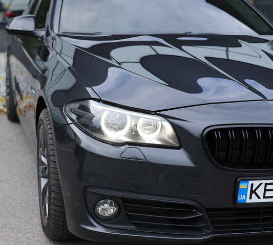 БМВ 5 Серия 2014 в Днепре (Днепропетровске) на Automoto.ua Серый БМВ 5 Серия, объемом двигателя 2.99 л и пробегом 179 тыс. км за 22500 $, фото 1 на Automoto.ua