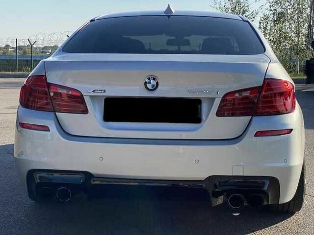 БМВ 5 Серія 2014 у Києві на Automoto.ua Сірий БМВ 5 Серія, об'ємом двигуна 3 л та пробігом 135 тис. км за 11000 $, фото 5 на Automoto.ua