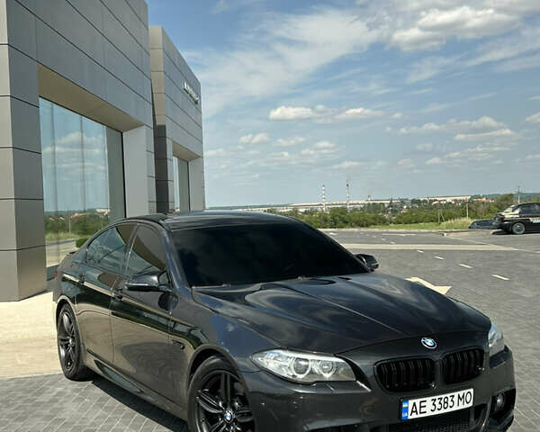 Серый БМВ 5 Серия, объемом двигателя 2.99 л и пробегом 234 тыс. км за 21500 $, фото 1 на Automoto.ua