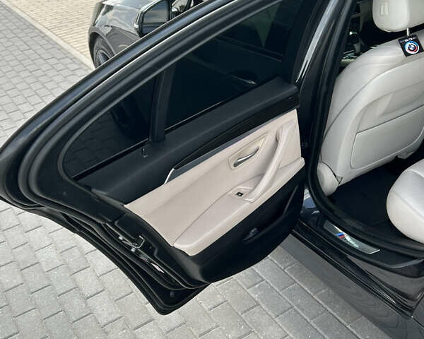 Серый БМВ 5 Серия, объемом двигателя 2.99 л и пробегом 234 тыс. км за 21500 $, фото 19 на Automoto.ua