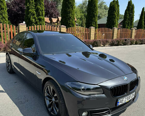 Серый БМВ 5 Серия, объемом двигателя 2.99 л и пробегом 174 тыс. км за 24500 $, фото 2 на Automoto.ua