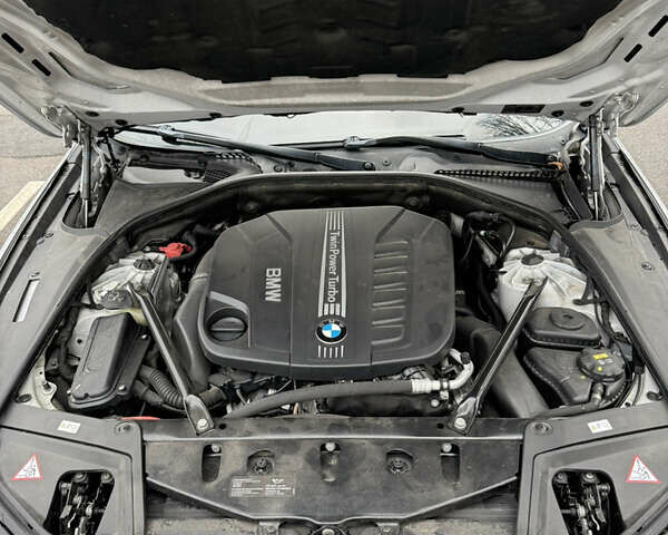 Серый БМВ 5 Серия, объемом двигателя 2.99 л и пробегом 222 тыс. км за 20000 $, фото 30 на Automoto.ua