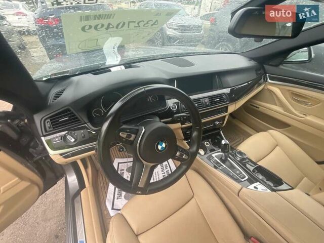 Серый БМВ 5 Серия, объемом двигателя 3 л и пробегом 153 тыс. км за 15000 $, фото 4 на Automoto.ua