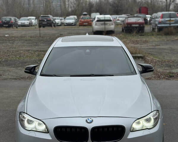 Сірий БМВ 5 Серія, об'ємом двигуна 2.99 л та пробігом 262 тис. км за 19500 $, фото 4 на Automoto.ua