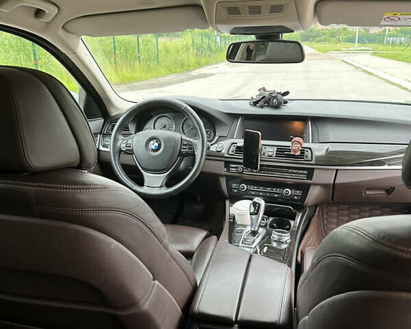 Серый БМВ 5 Серия, объемом двигателя 2 л и пробегом 295 тыс. км за 17200 $, фото 10 на Automoto.ua
