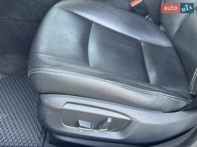 Серый БМВ 5 Серия, объемом двигателя 2.99 л и пробегом 293 тыс. км за 17500 $, фото 32 на Automoto.ua