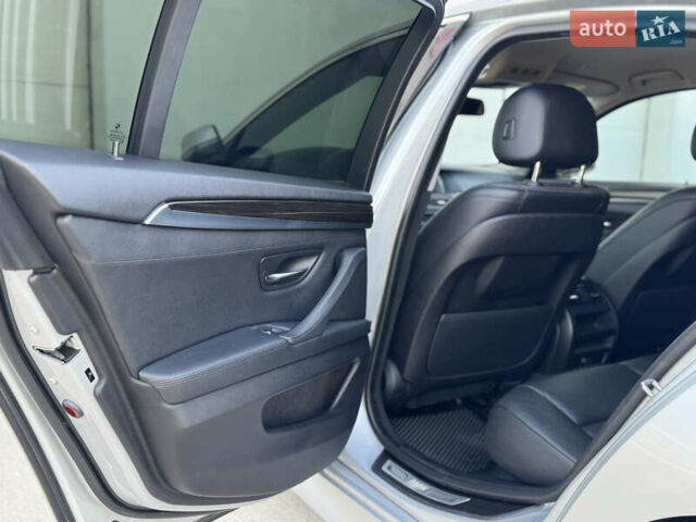 Сірий БМВ 5 Серія, об'ємом двигуна 2.99 л та пробігом 294 тис. км за 16900 $, фото 80 на Automoto.ua