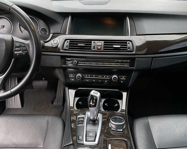 Серый БМВ 5 Серия, объемом двигателя 2.98 л и пробегом 169 тыс. км за 17100 $, фото 26 на Automoto.ua