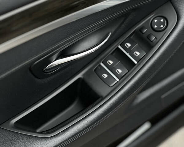 Серый БМВ 5 Серия, объемом двигателя 2 л и пробегом 149 тыс. км за 18999 $, фото 24 на Automoto.ua