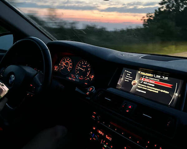 Сірий БМВ 5 Серія, об'ємом двигуна 2 л та пробігом 141 тис. км за 14499 $, фото 16 на Automoto.ua