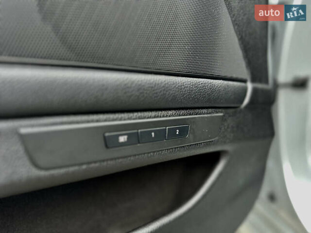Сірий БМВ 5 Серія, об'ємом двигуна 2 л та пробігом 151 тис. км за 13500 $, фото 23 на Automoto.ua