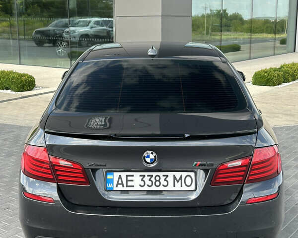Серый БМВ 5 Серия, объемом двигателя 2.99 л и пробегом 234 тыс. км за 21500 $, фото 6 на Automoto.ua